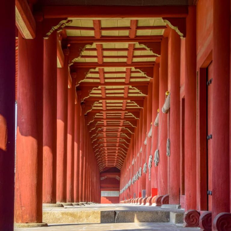 Jongmyo Shrine: A Timeless Cultural Treasure in the Heart of Seoul
