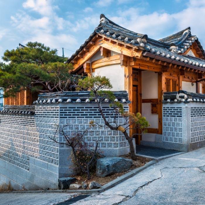 Discover the Charm of Namsangol Hanok Village – A Journey into Korean Tradition